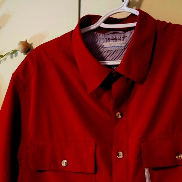 Columbia Casual Button down short sleeves Burgundy man's Large dress shirt - Picture 5 of 15